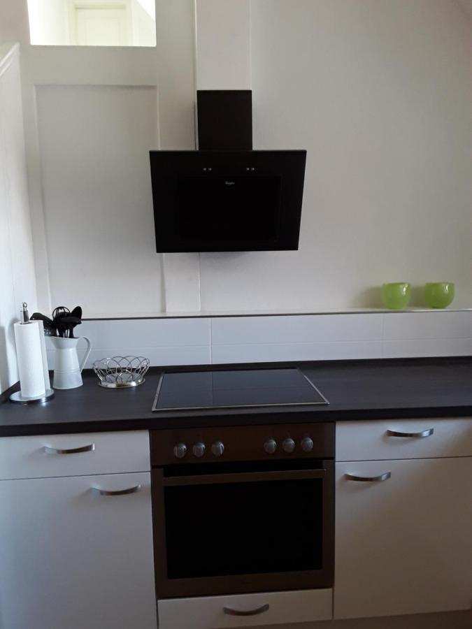 Willkommen In Unserem Kleinen Paradies Venningen Bagian luar foto